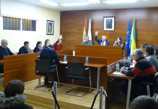 O pleno de Oroso aproba por unanimidade unha modificación puntual do PXOM sobre a parcelaria de Senra, Cardama e Vilarromarís